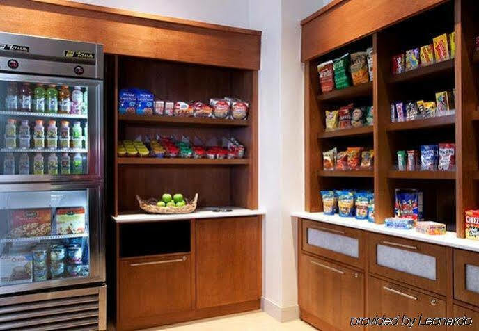 Hotel Springhill By Marriott Atlanta Airport Gateway 3*
