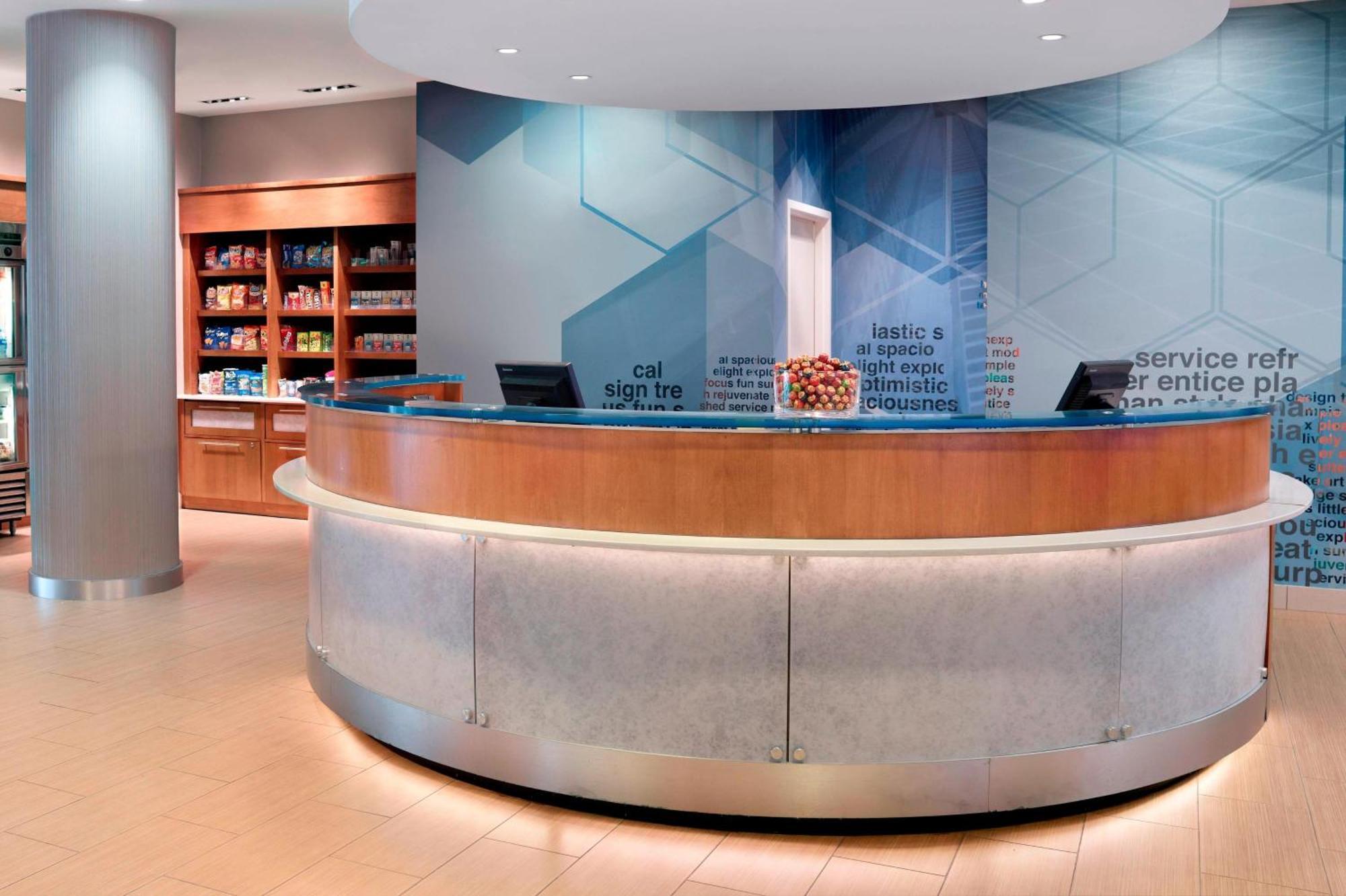 Springhill By Marriott Atlanta Airport Gateway 3*