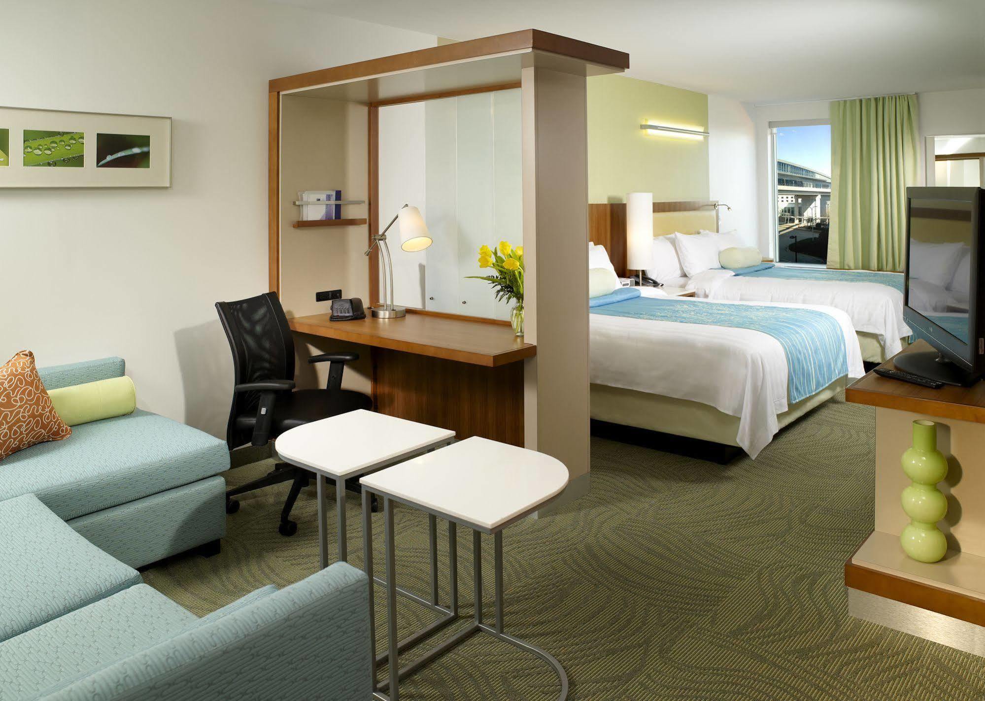Springhill By Marriott Atlanta Airport Gateway