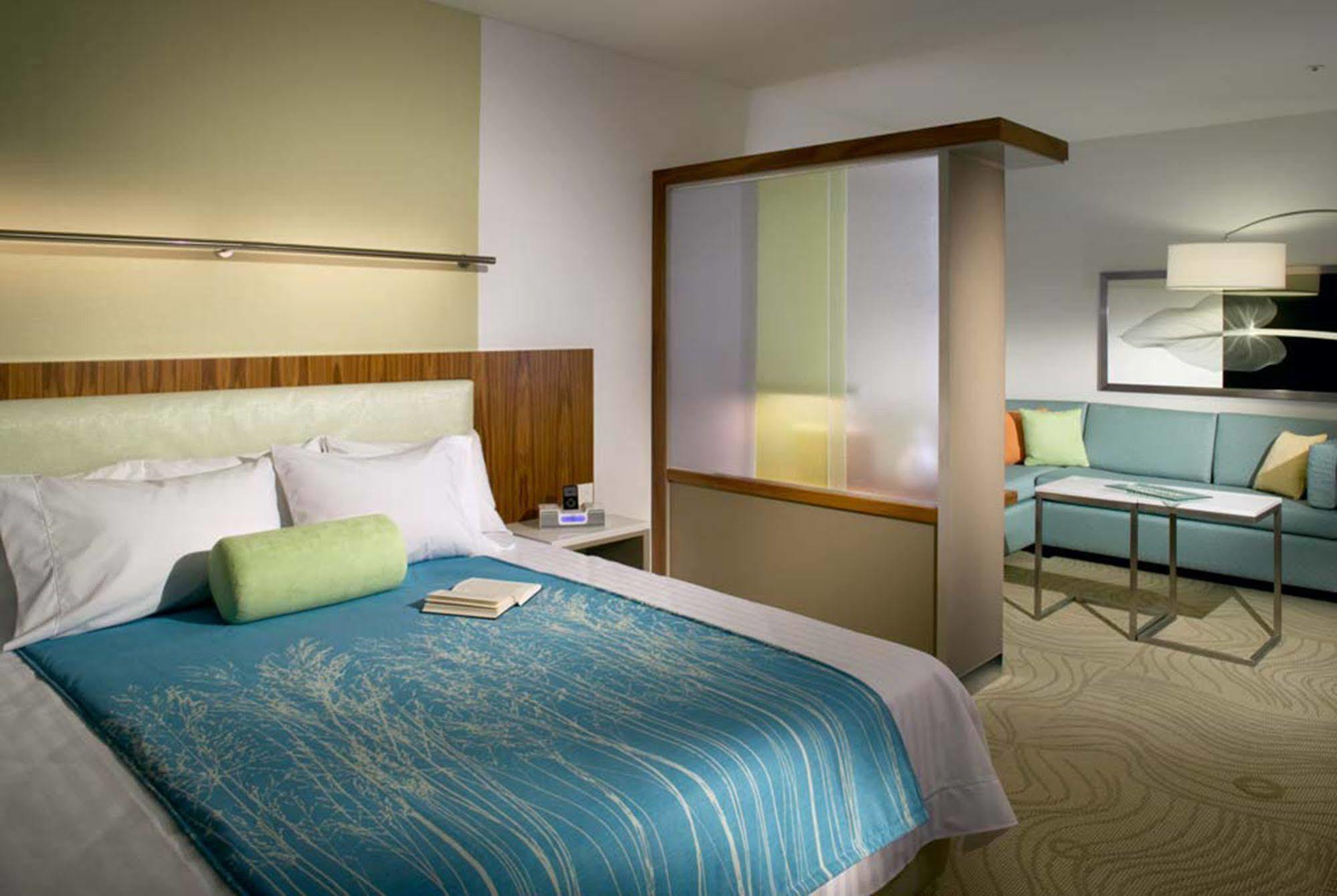 Springhill By Marriott Atlanta Airport Gateway Hotel 3*